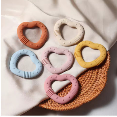 Food Grade Baby Food Supplement Love Teether Toys